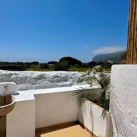 Isola Mia Hotel *